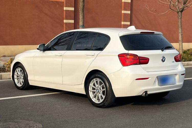 Used BMW 1 Series 2016 118i Leading Model Exterior 7