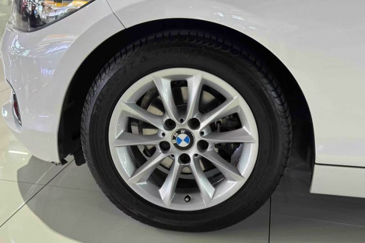 Used BMW 1 Series 2016 118i Urban Design Package Exterior 7