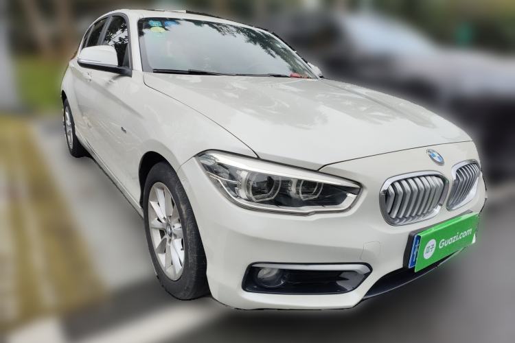 Used BMW 1 Series 2016 118i Leading Model Front Right 45 Deg