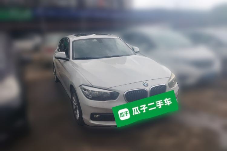 Used BMW 1 Series 2016 118i Leading Model Front Right 45 Deg