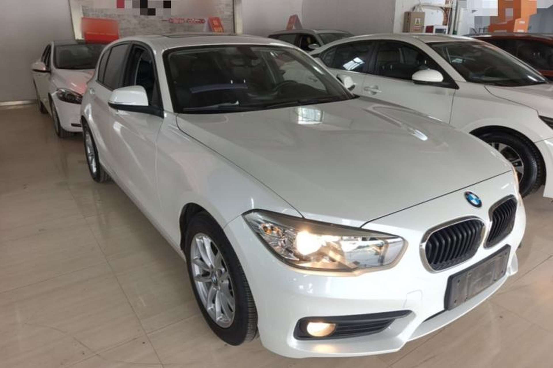Used BMW 1 Series 2016 118i Leading Model Front Right 45 Deg