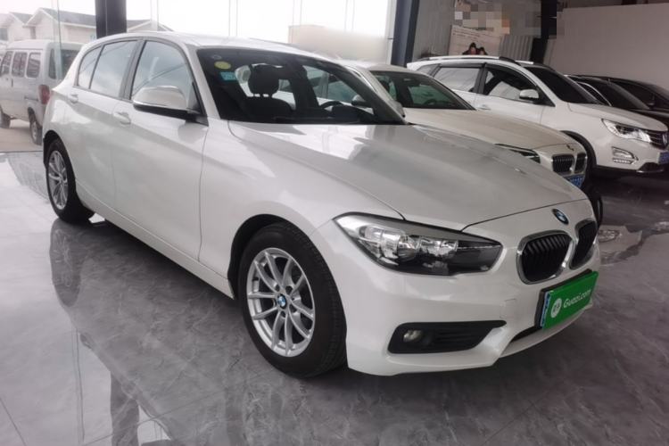 Used BMW 1 Series 2016 118i Leading Model Front Right 45 Deg