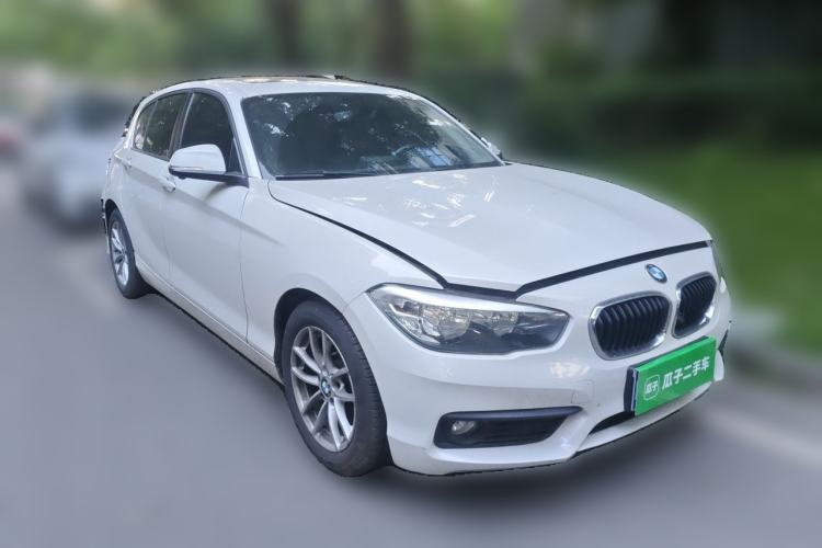 Used BMW 1 Series 2016 118i Leading Model Front Right 45 Deg