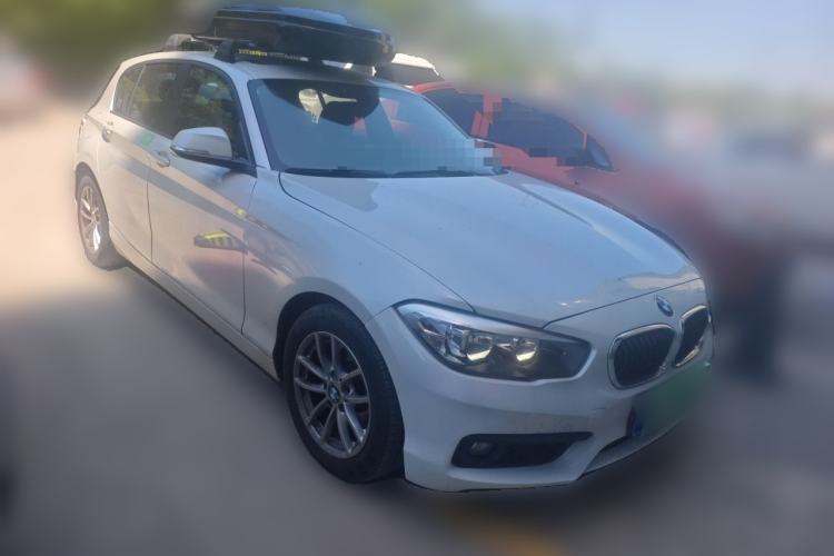 Used BMW 1 Series 2016 118i Leading Model Front Right 45 Deg
