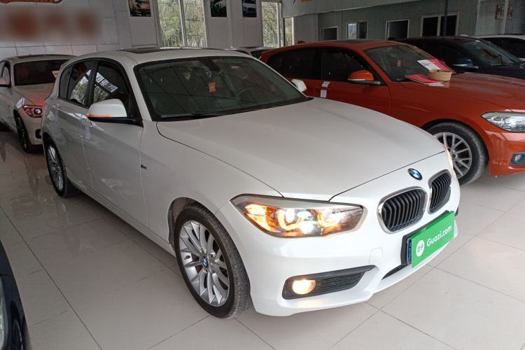 Used BMW 1 Series 2016 120i Leading Model Front Right 45 Deg