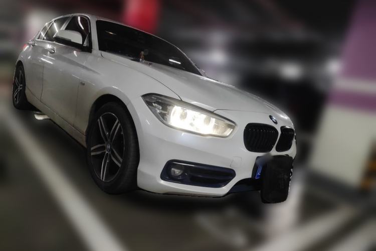 Used BMW 1 Series 2016 118i Leading Model Front Right 45 Deg