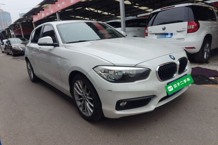Used BMW 1 Series 2016 120i Leading Model Front Right 45 Deg