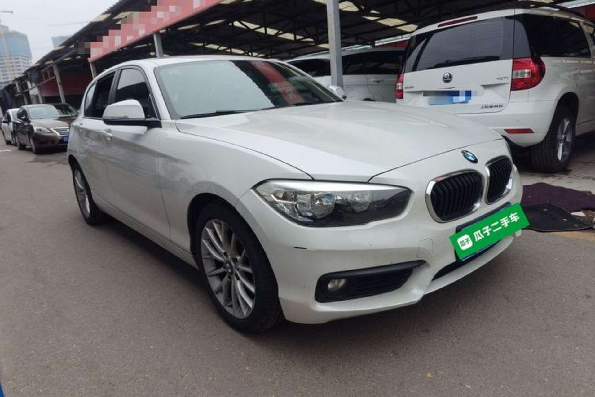 Used BMW 1 Series 2016 120i Leading Model Front Right 45 Deg