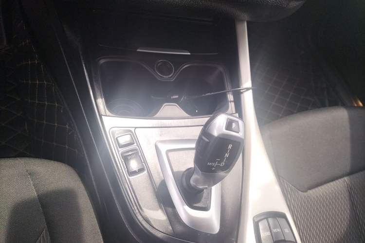 Used BMW 1 Series 2016 118i Leading Model Gear Lever