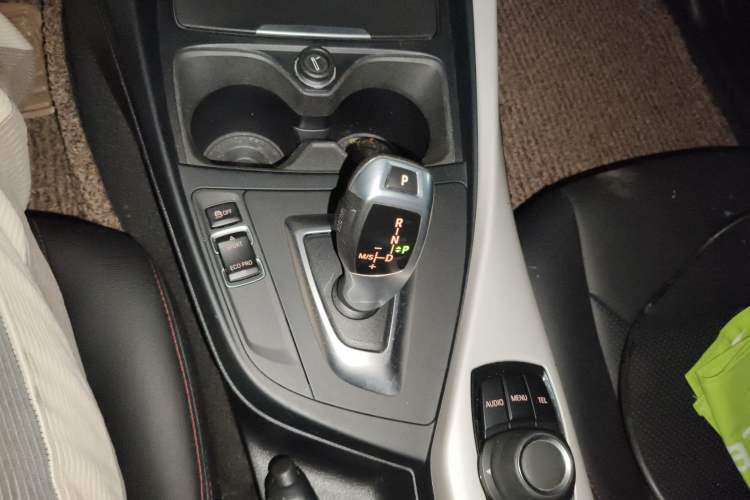 Used BMW 1 Series 2016 118i Leading Model Gear Lever