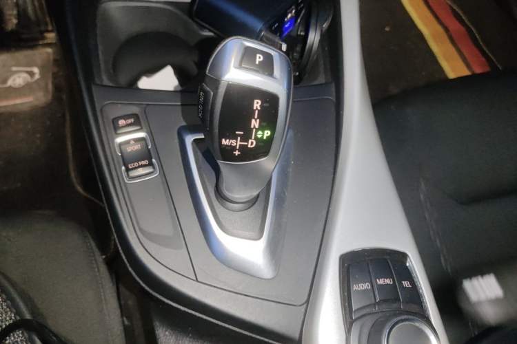 Used BMW 1 Series 2016 118i Leading Model Gear Lever