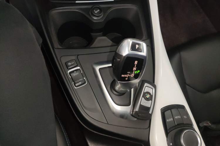 Used BMW 1 Series 2016 118i Urban Design Package Gear Lever