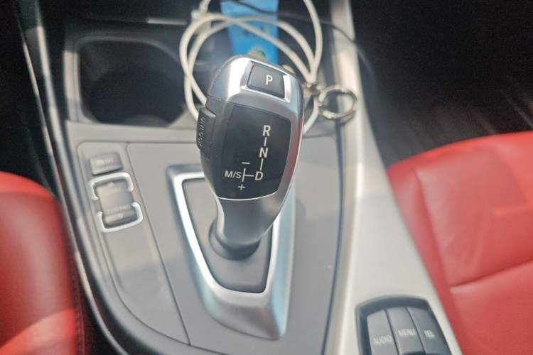 Used BMW 1 Series 2016 118i Leading Model Gear Lever