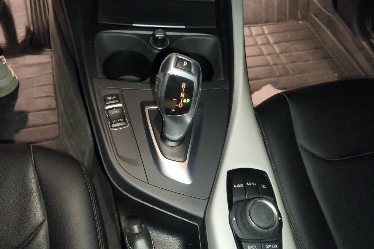 Used BMW 1 Series 2016 118i Leading Model Gear Lever