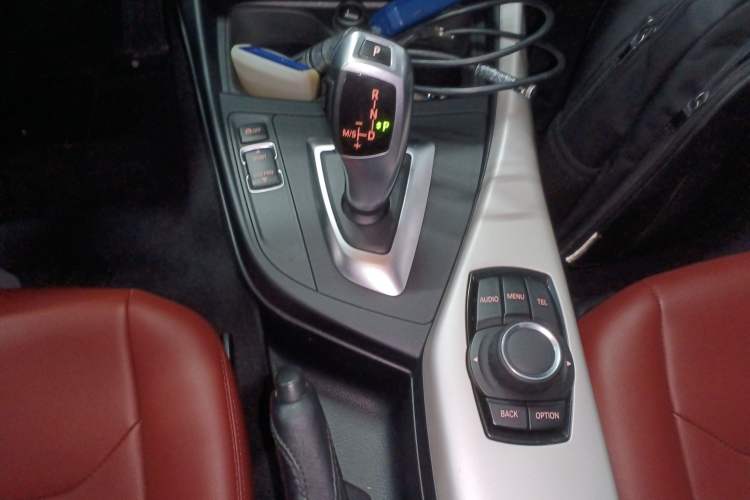 Used BMW 1 Series 2016 118i Leading Model Gear Lever