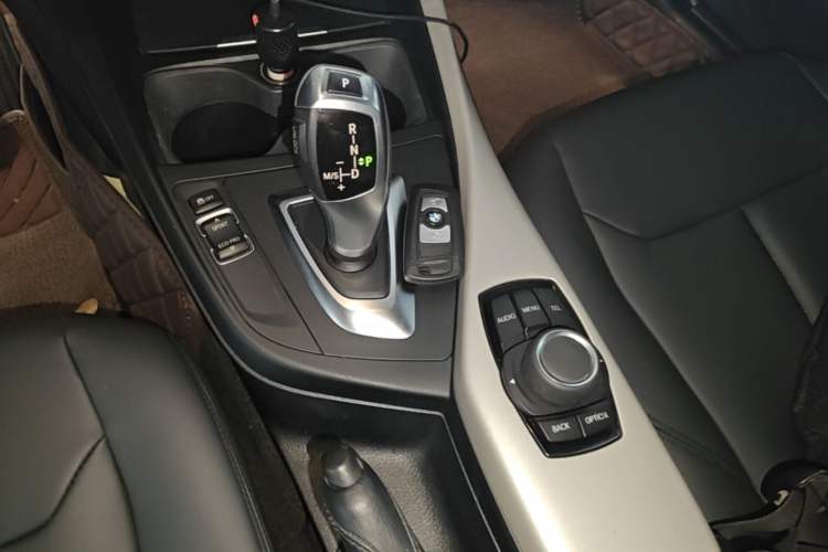 Used BMW 1 Series 2016 118i Leading Model Gear Lever