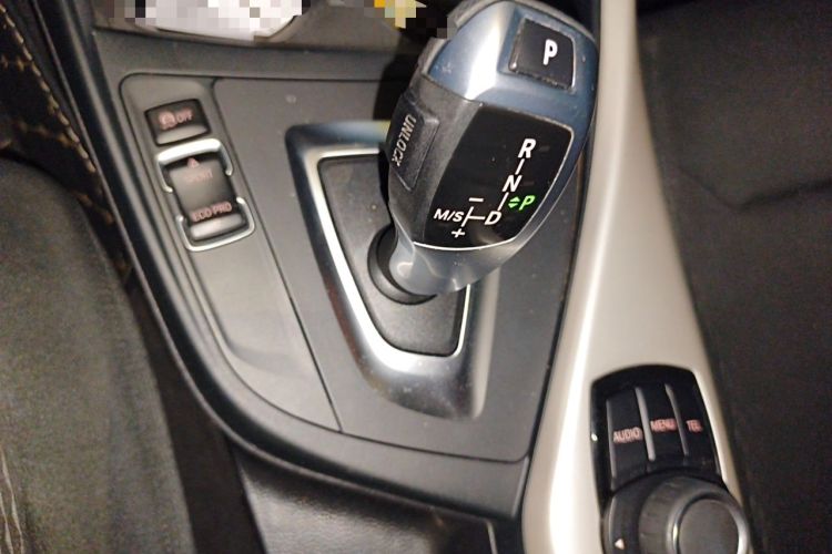 Used BMW 1 Series 2016 120i Leading Model Gear Lever