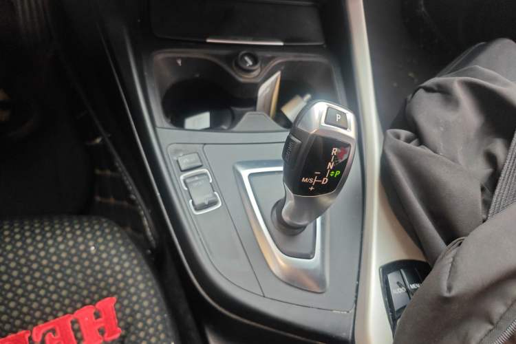 Used BMW 1 Series 2016 118i Leading Model Gear Lever