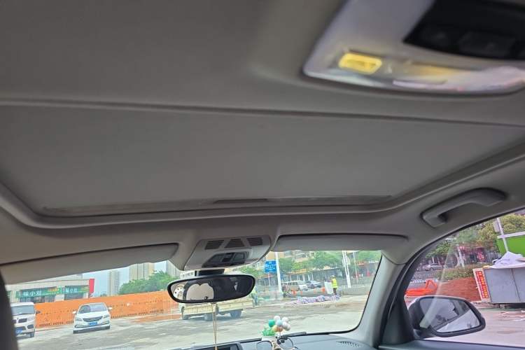 Used BMW 1 Series 2016 118i Leading Model Headliner