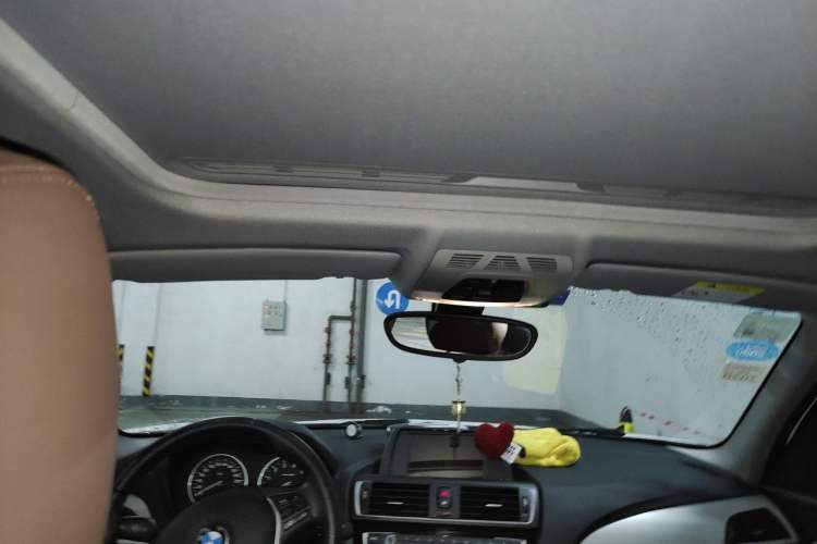 Used BMW 1 Series 2016 120i Leading Model Headliner