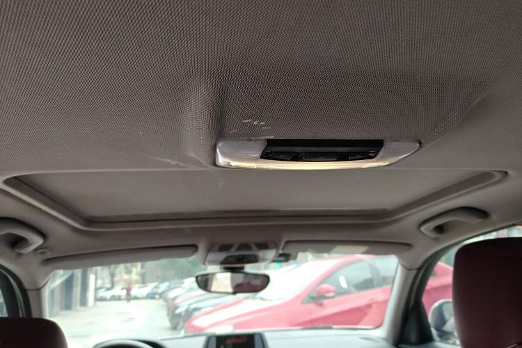 Used BMW 1 Series 2016 118i Leading Model Headliner