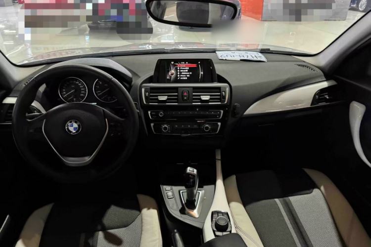 Used BMW 1 Series 2016 118i Urban Design Package Interior 1