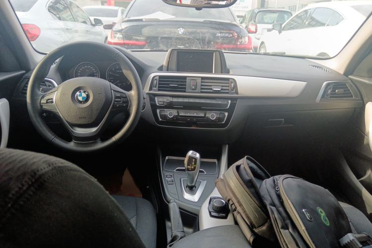 Used BMW 1 Series 2016 118i Leading Model Interior 2
