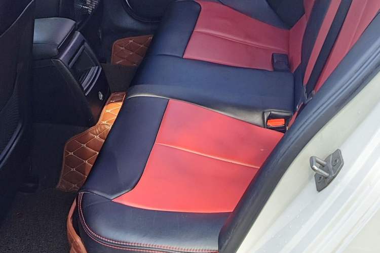 Used BMW 1 Series 2016 118i Leading Model Interior 2