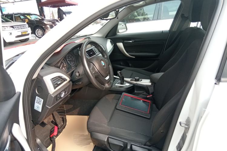 Used BMW 1 Series 2016 118i Leading Model Interior 3