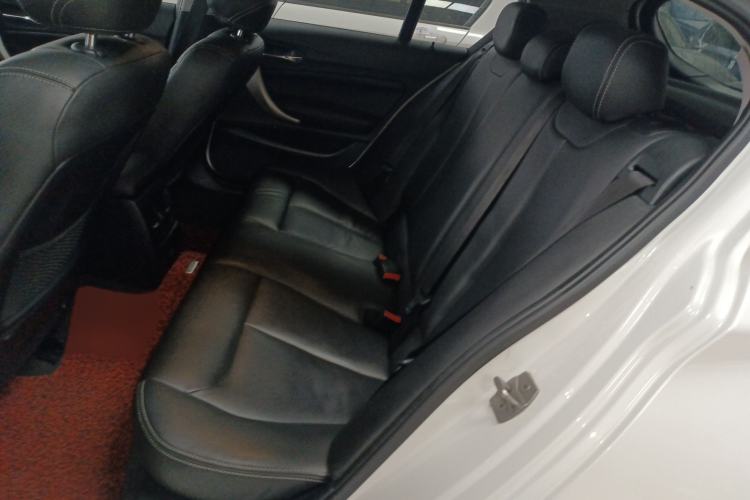 Used BMW 1 Series 2016 120i Leading Model Interior 4