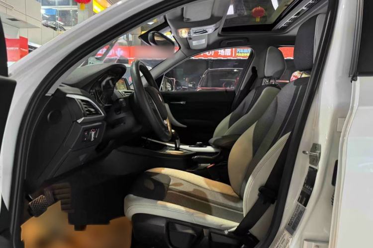 Used BMW 1 Series 2016 118i Urban Design Package Interior 4
