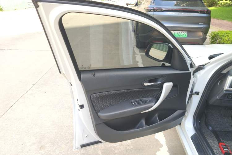 Used BMW 1 Series 2016 118i Leading Model Interior 4