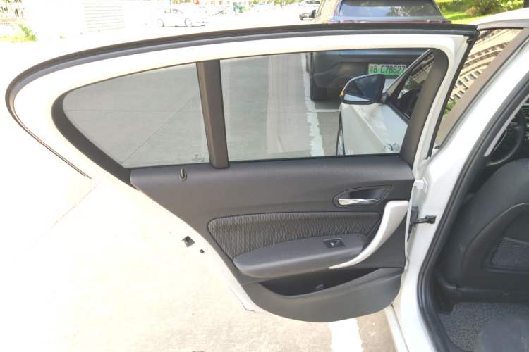 Used BMW 1 Series 2016 118i Leading Model Interior 5
