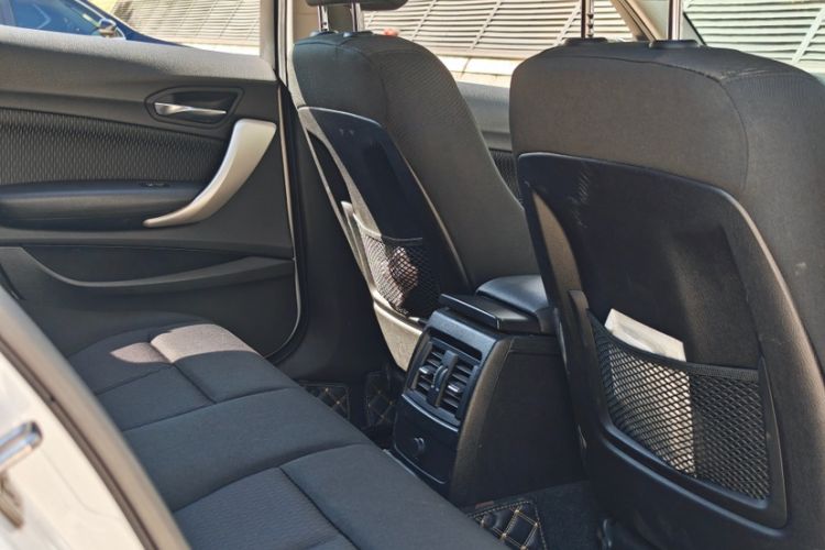 Used BMW 1 Series 2016 120i Leading Model Interior 7
