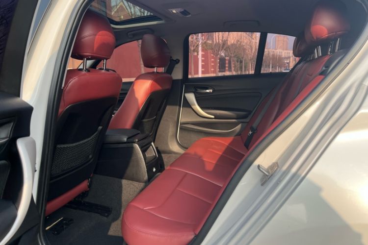 Used BMW 1 Series 2016 118i Leading Model Interior 9