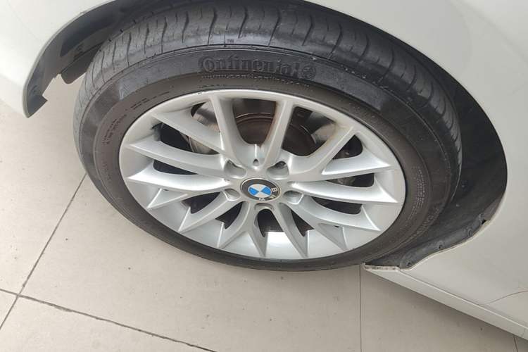 Used BMW 1 Series 2016 120i Leading Model Left Front Wheel Hub