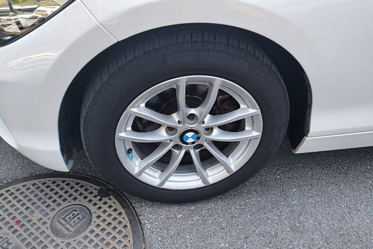 Used BMW 1 Series 2016 118i Leading Model Left Front Wheel Hub