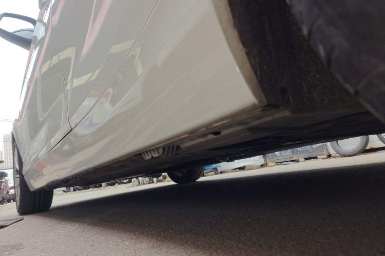Used BMW 1 Series 2016 120i Leading Model Left Side Sill