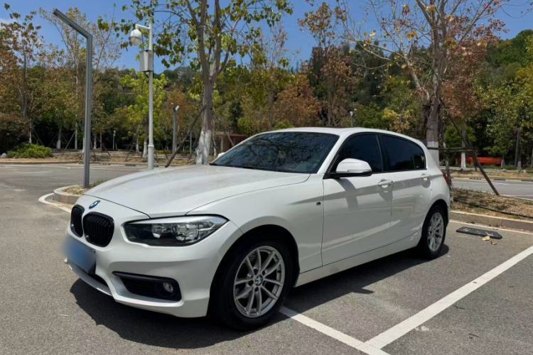 Used BMW 1 Series 2016 118i Leading Model Guazi used car, China used car export, Used car for sale, Used cars, Cheapest cars for sale