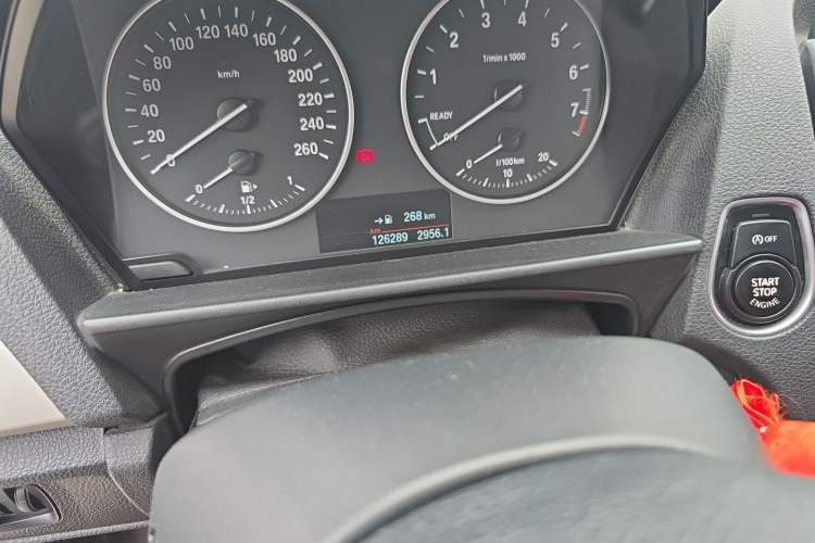 Used BMW 1 Series 2016 118i Leading Model Odometer Close Up