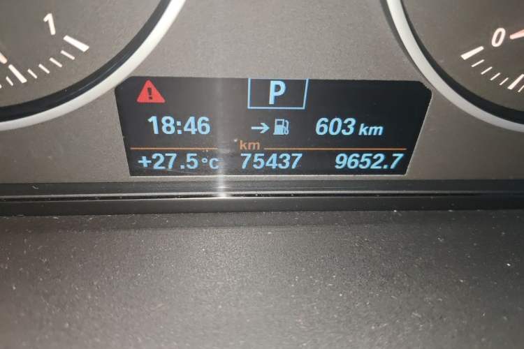 Used BMW 1 Series 2016 118i Leading Model Odometer Close Up
