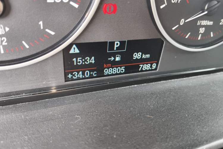 Used BMW 1 Series 2016 120i Sport Design Package Odometer Close Up