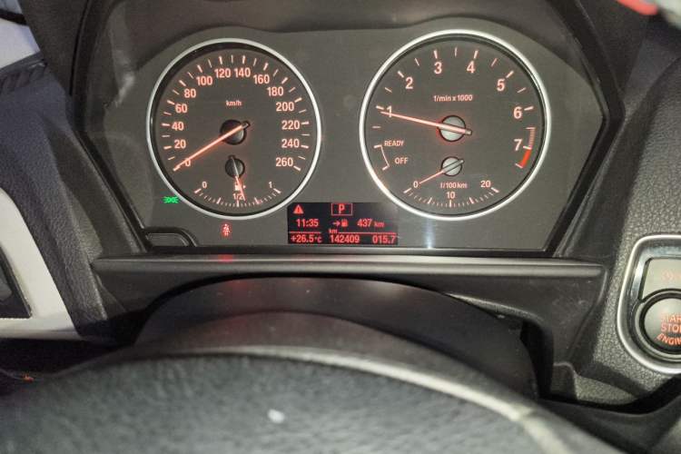 Used BMW 1 Series 2016 118i Leading Model Odometer Close Up