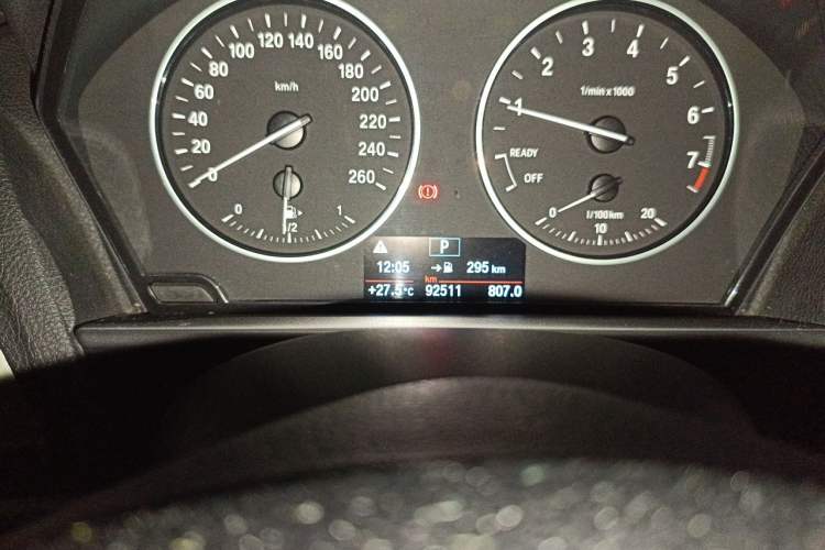 Used BMW 1 Series 2016 118i Leading Model Odometer Close Up