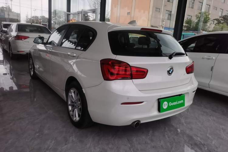Used BMW 1 Series 2016 118i Leading Model Rear Left 45 Deg