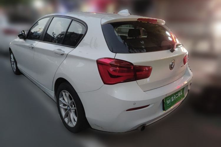 Used BMW 1 Series 2016 118i Leading Model Rear Left 45 Deg