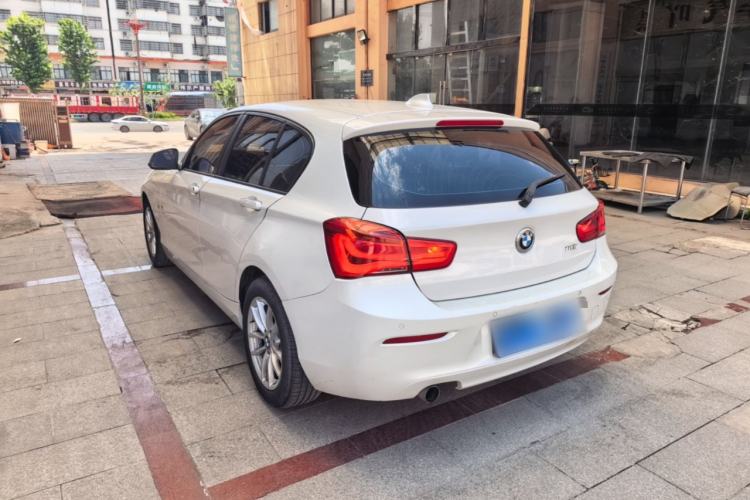 Used BMW 1 Series 2016 118i Leading Model Rear Left 45 Deg