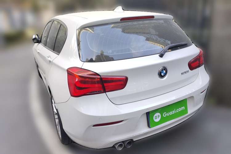 Used BMW 1 Series 2016 120i Leading Model Rear Left 45 Deg