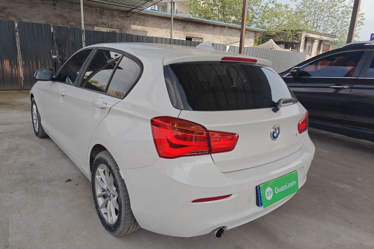 Used BMW 1 Series 2016 118i Leading Model Rear Left 45 Deg