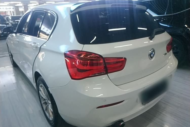 Used BMW 1 Series 2016 118i Leading Model Rear Left 45 Deg